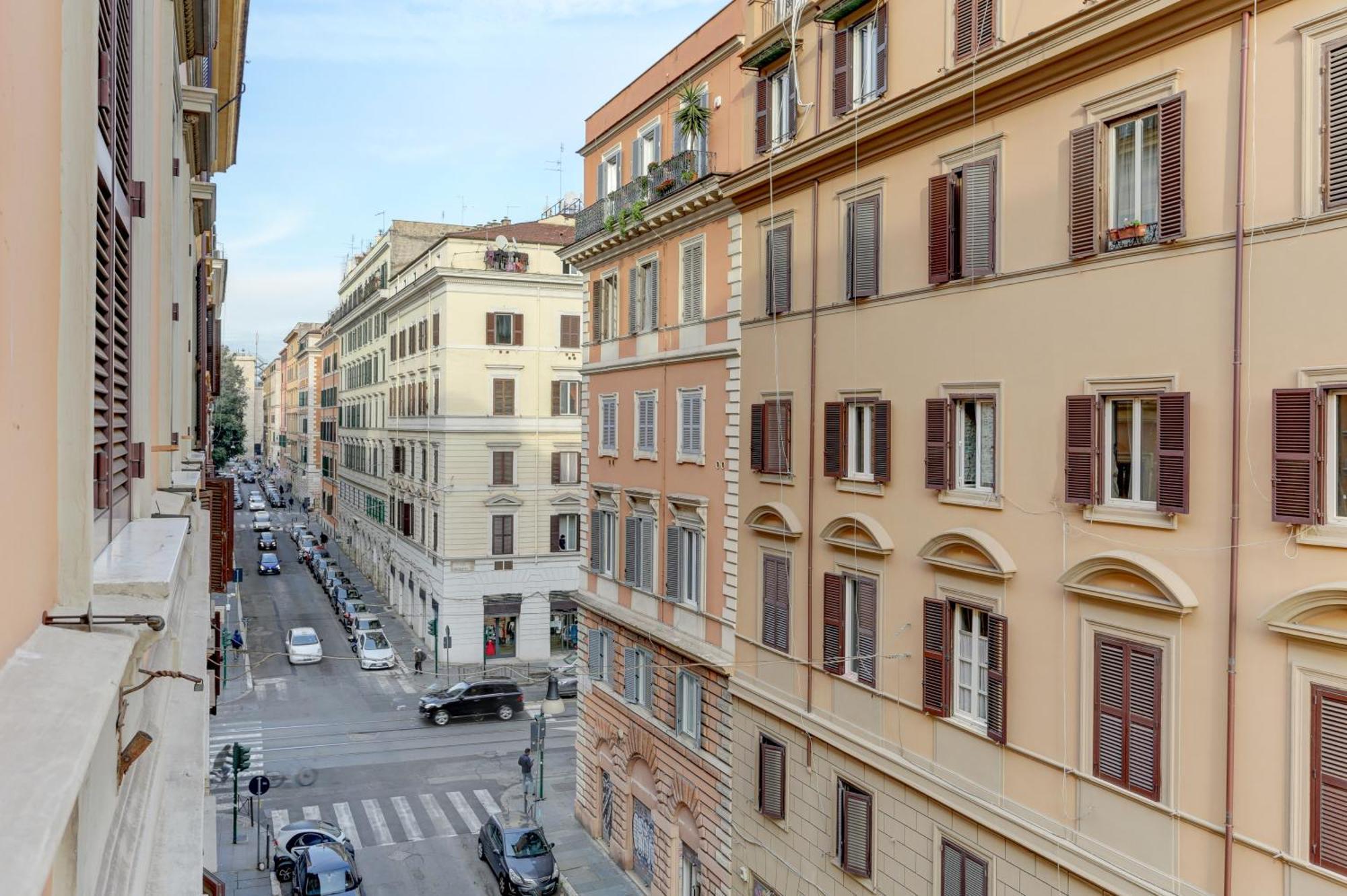 Claudia House Roma Termini Bed and Breakfast Buitenkant foto