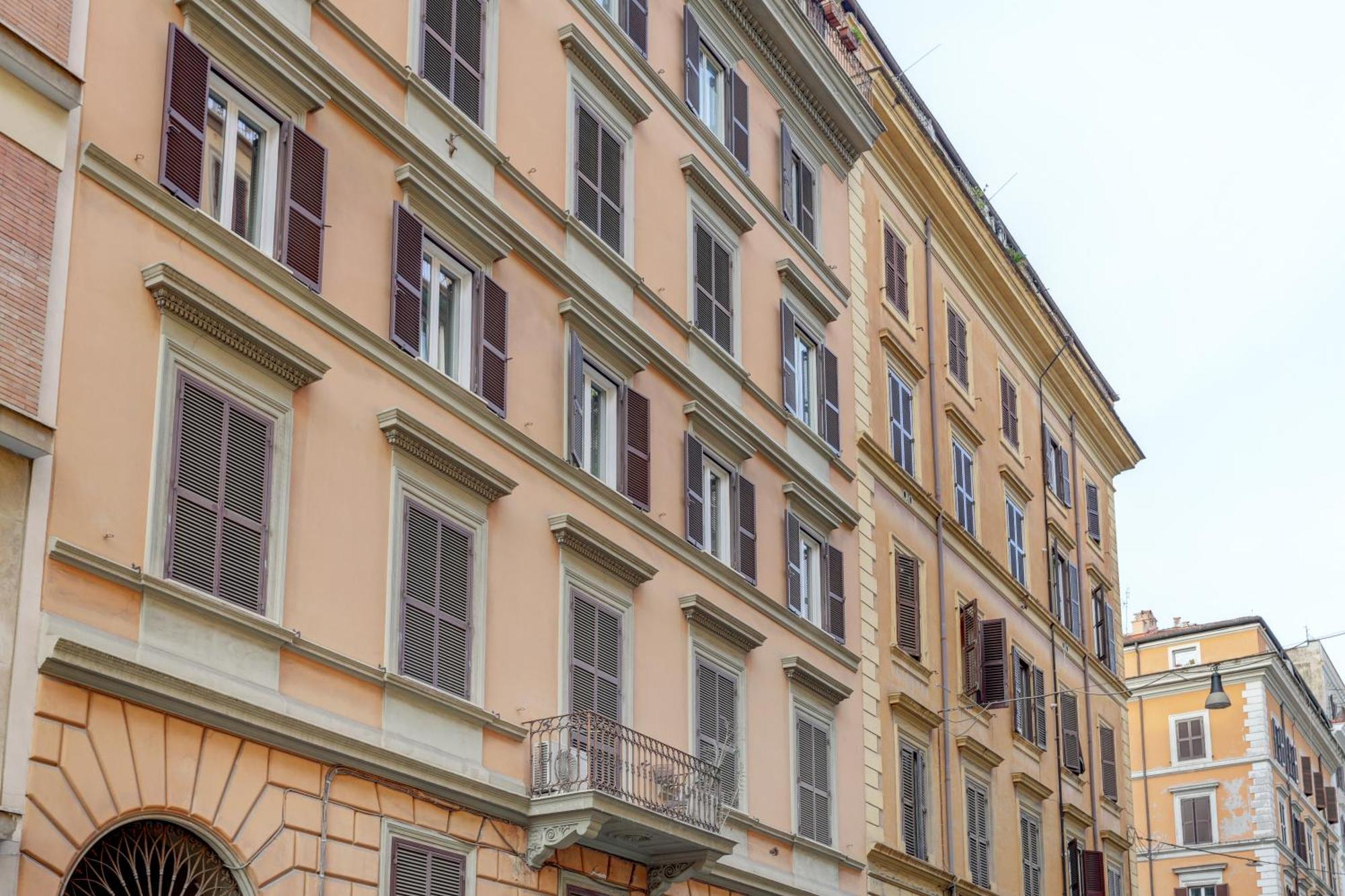 Claudia House Roma Termini Bed and Breakfast Buitenkant foto